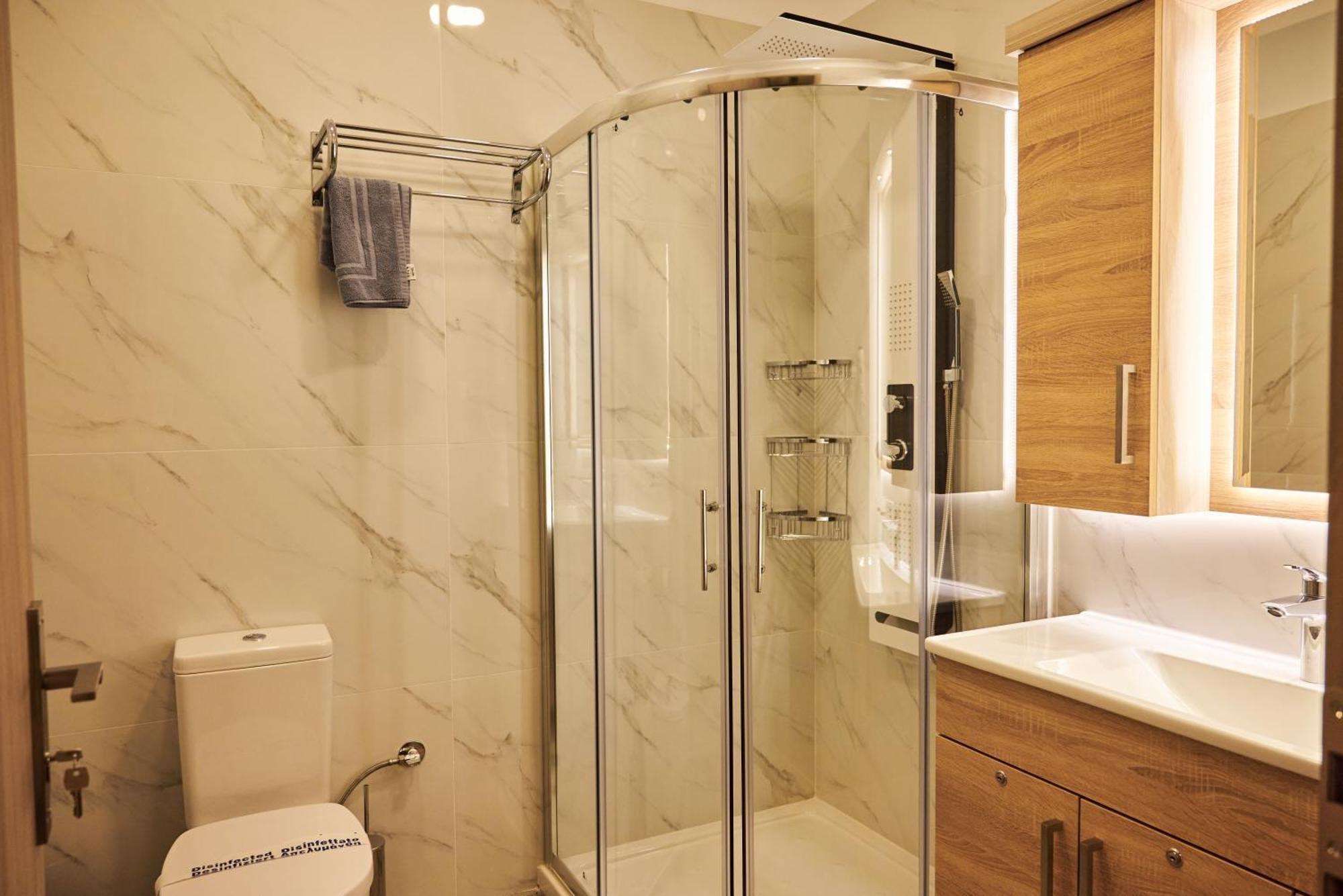Famissi Suites 1 Kalampáka Dış mekan fotoğraf