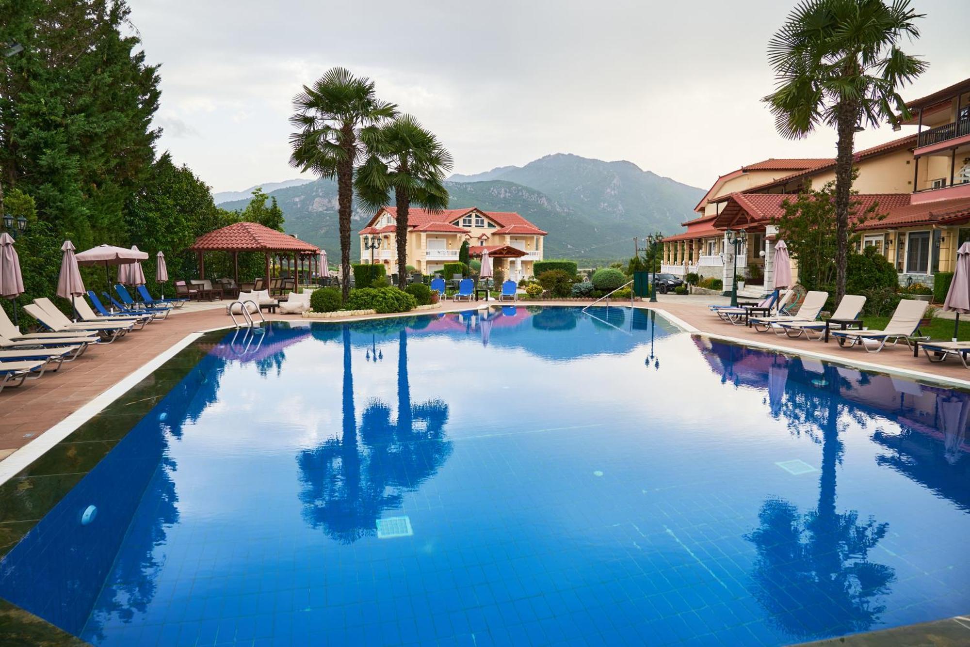 Famissi Suites 1 Kalampáka Dış mekan fotoğraf