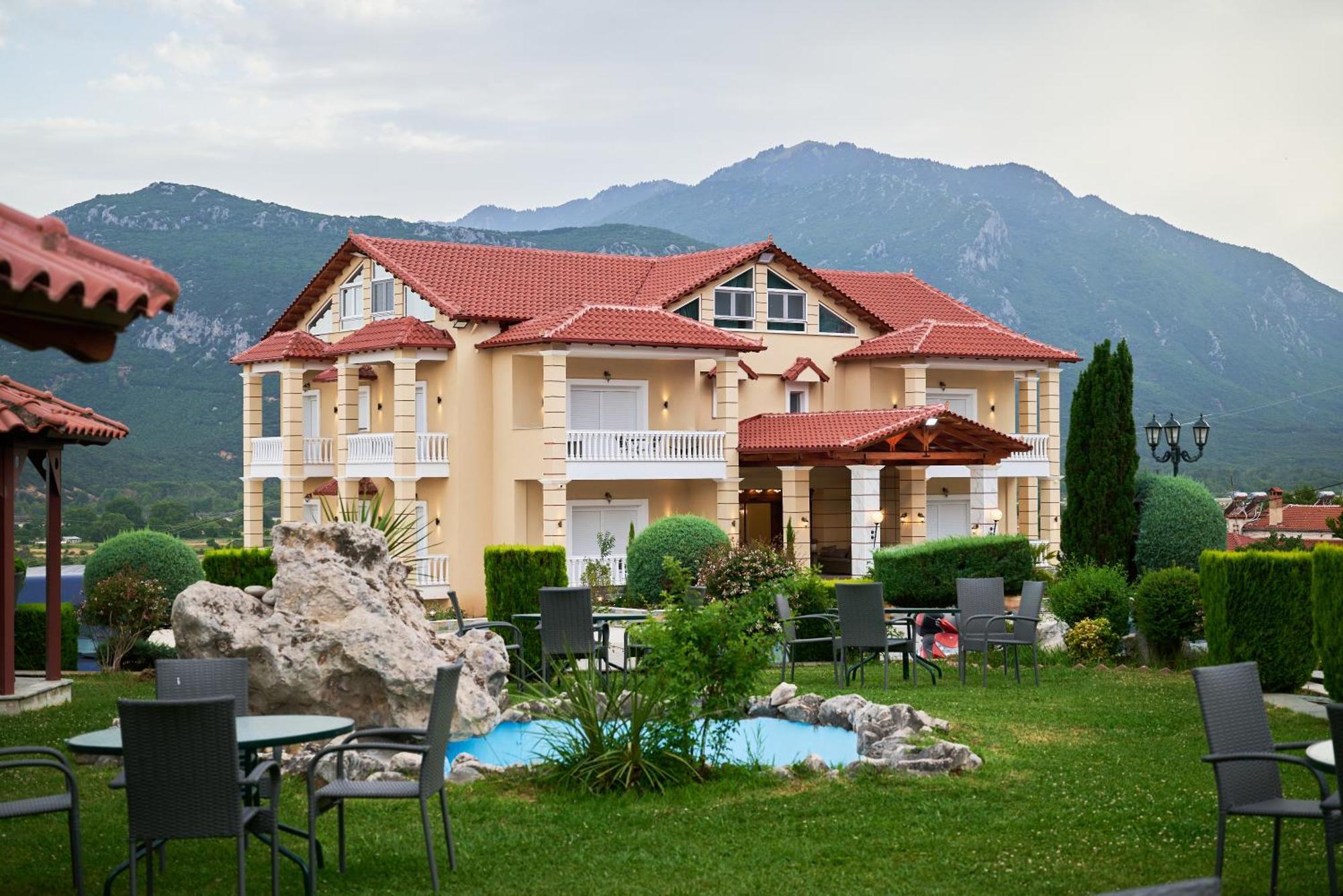 Famissi Suites 1 Kalampáka Dış mekan fotoğraf