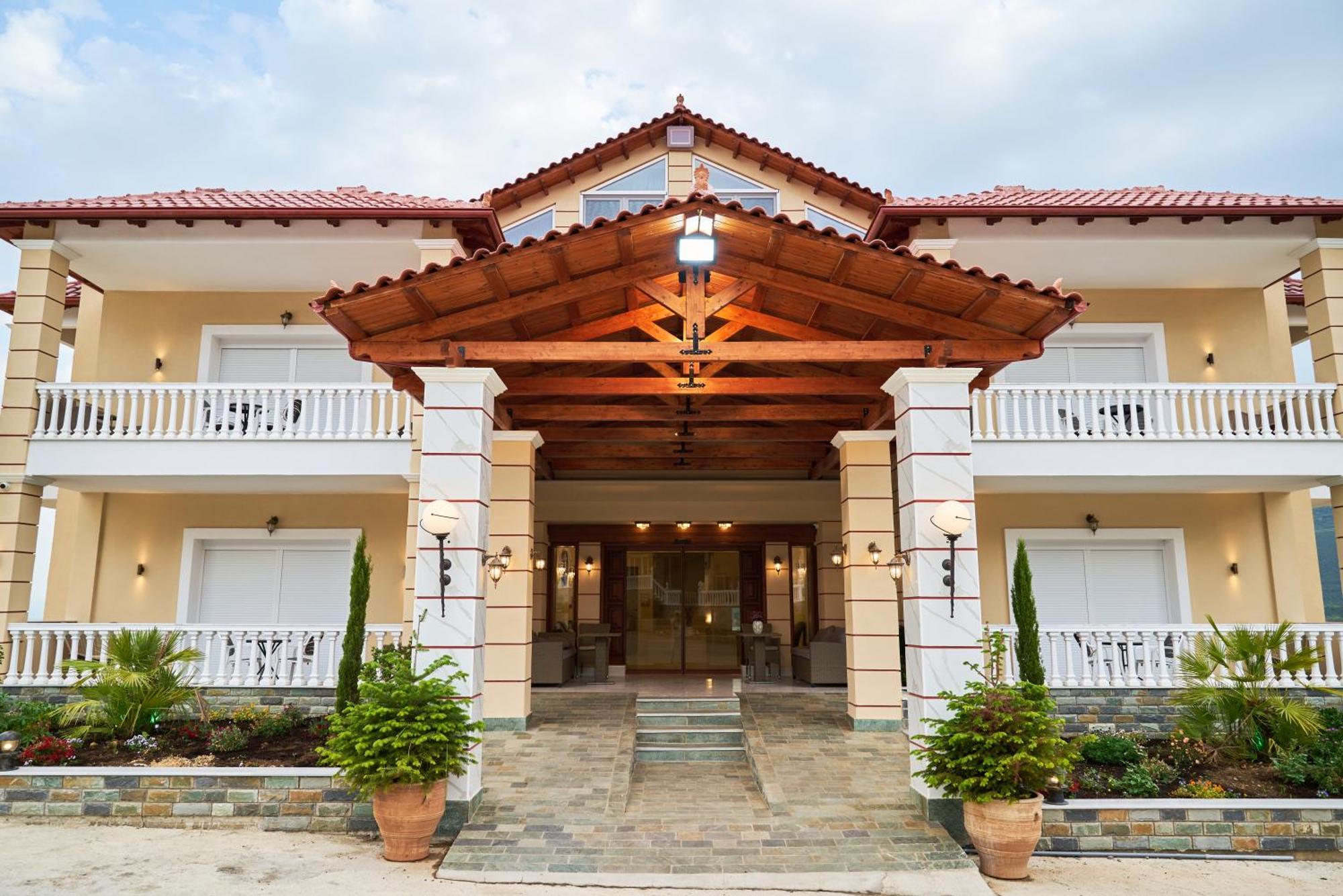 Famissi Suites 1 Kalampáka Dış mekan fotoğraf