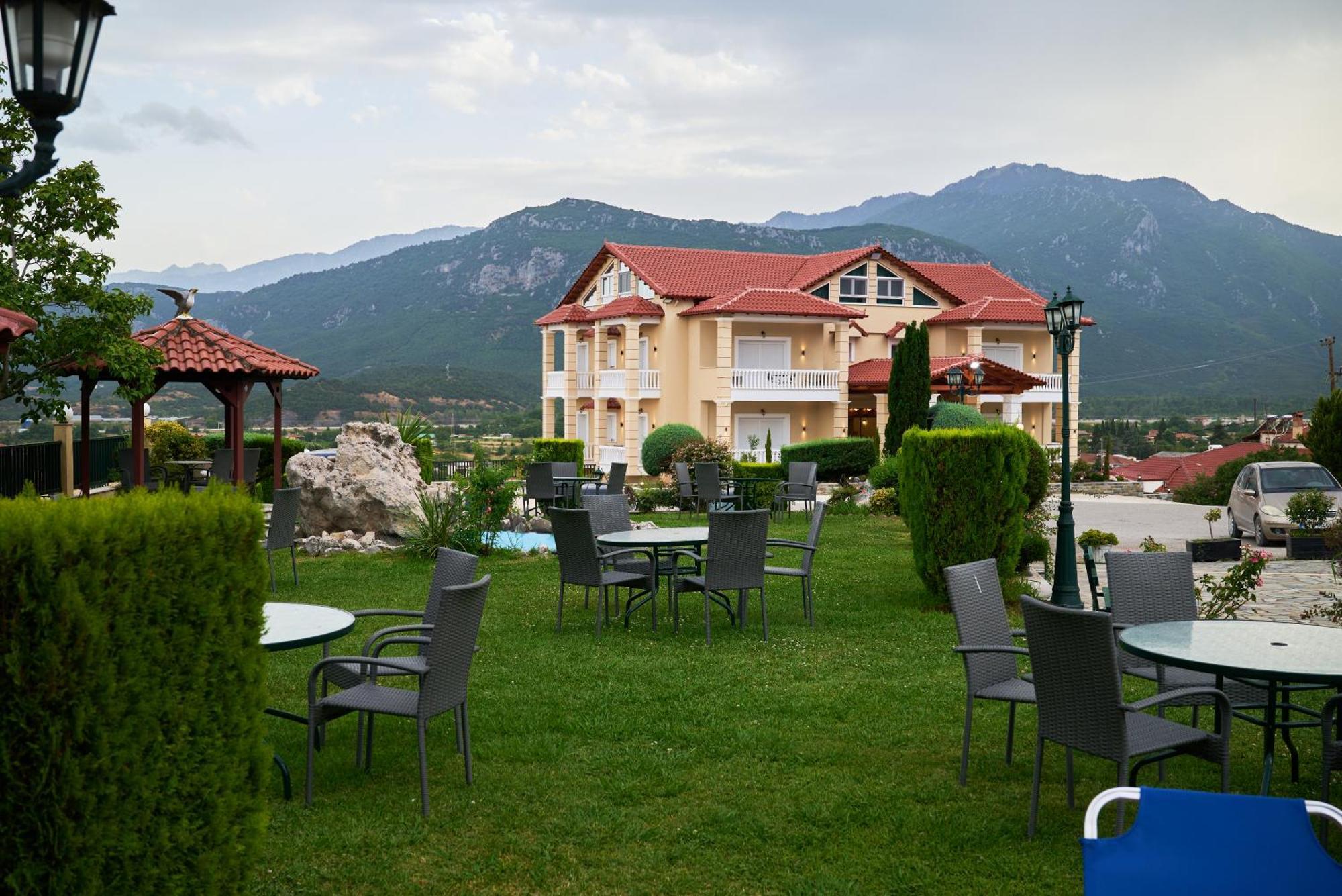 Famissi Suites 1 Kalampáka Dış mekan fotoğraf