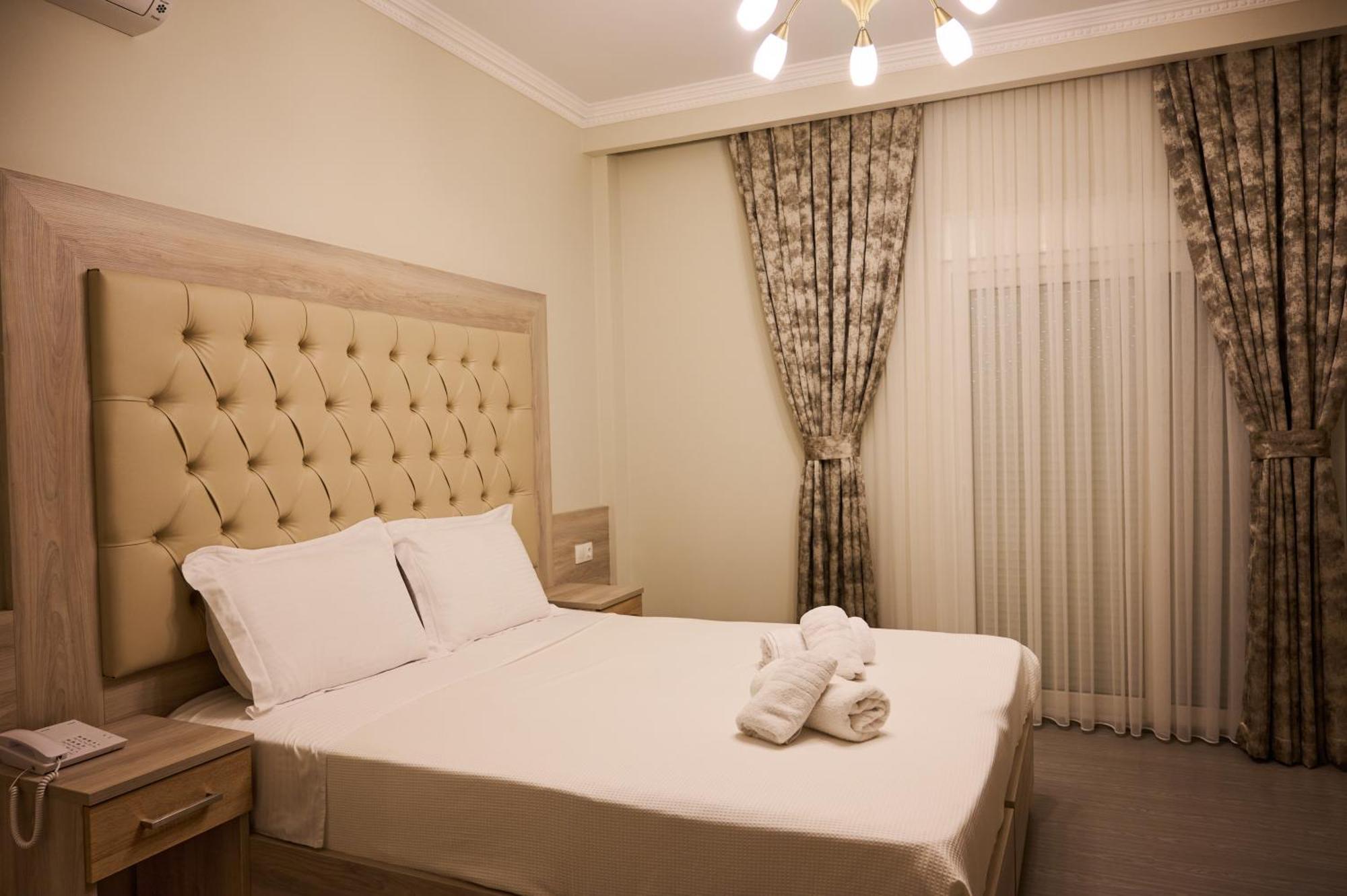 Famissi Suites 1 Kalampáka Dış mekan fotoğraf
