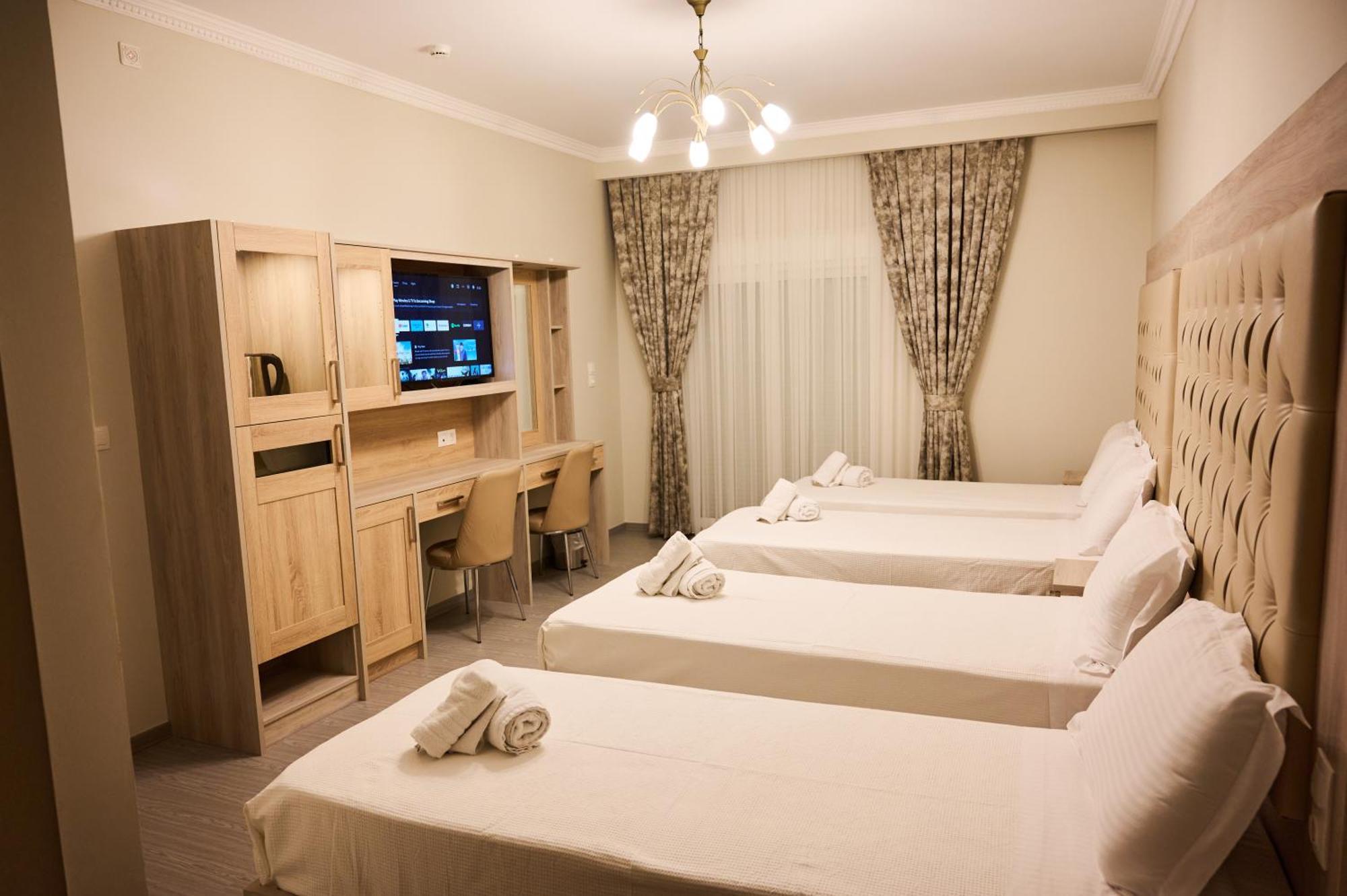 Famissi Suites 1 Kalampáka Dış mekan fotoğraf