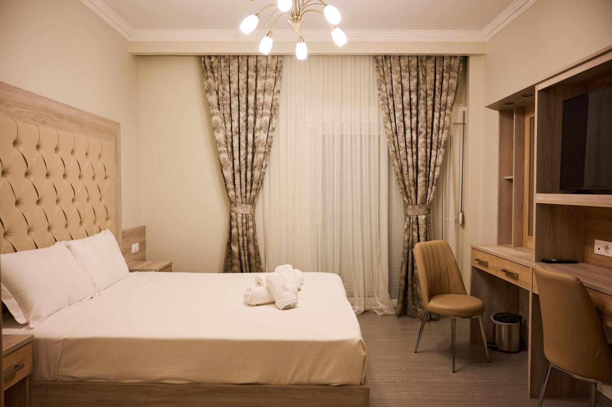 Famissi Suites 1 Kalampáka Dış mekan fotoğraf