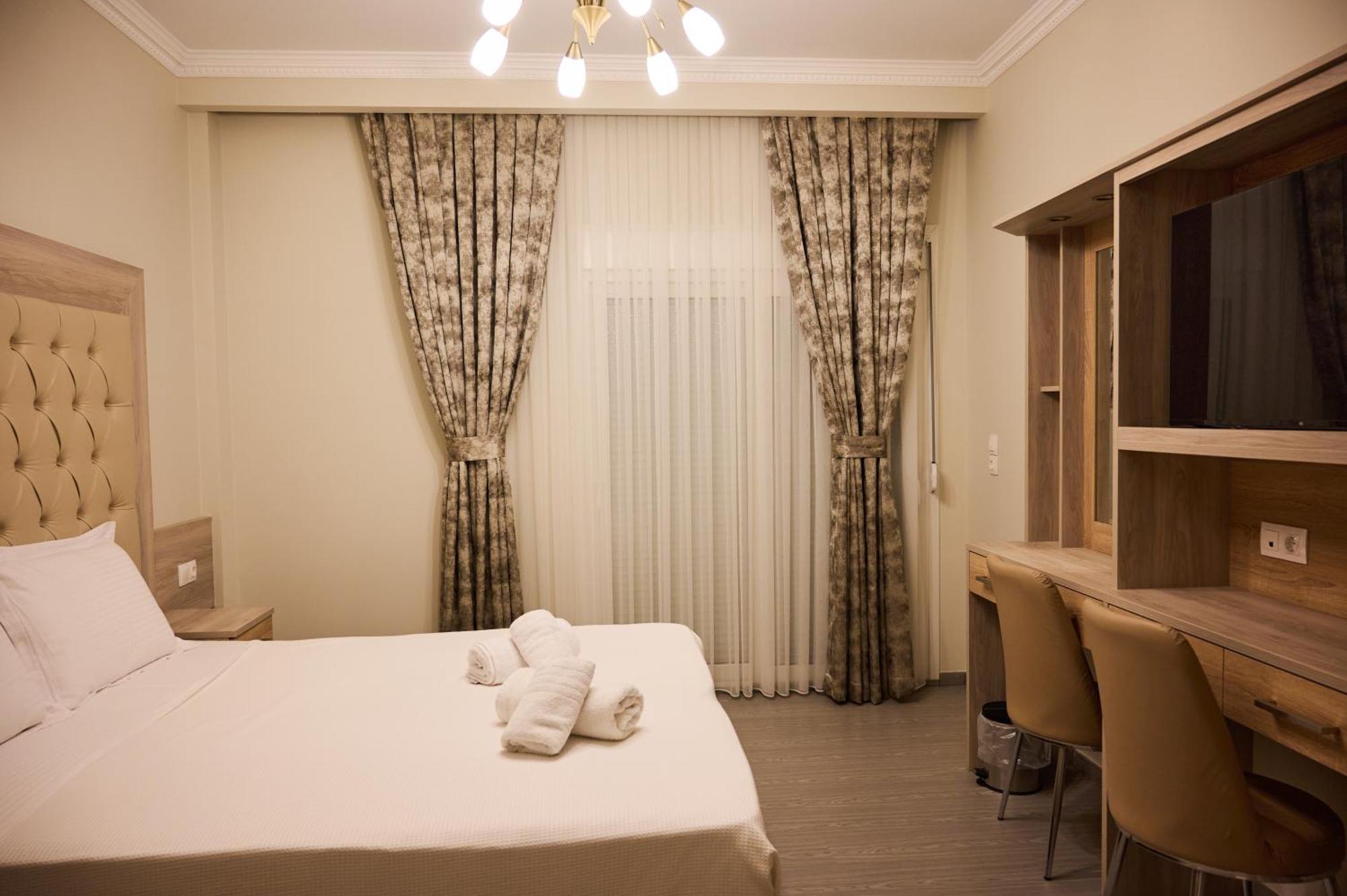 Famissi Suites 1 Kalampáka Dış mekan fotoğraf