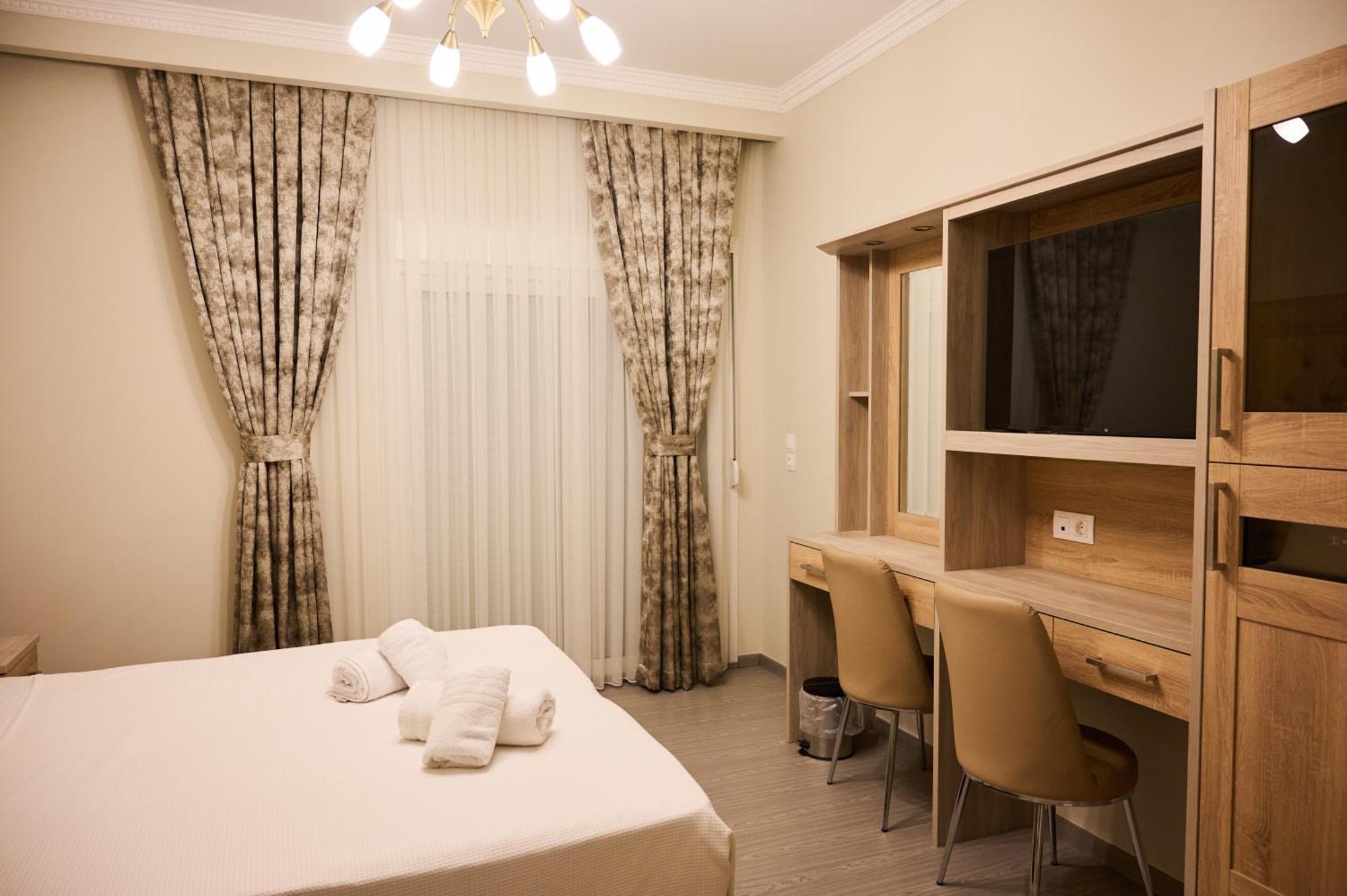 Famissi Suites 1 Kalampáka Dış mekan fotoğraf